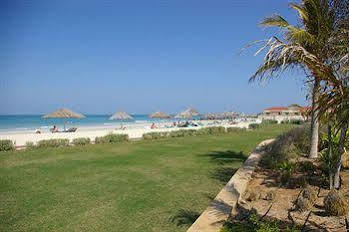 Quwain Hotel